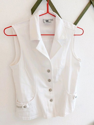 White denim vest used, elastic fabric, size L