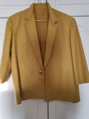 Linen jacket with 3/4 sleeve like new, size L
