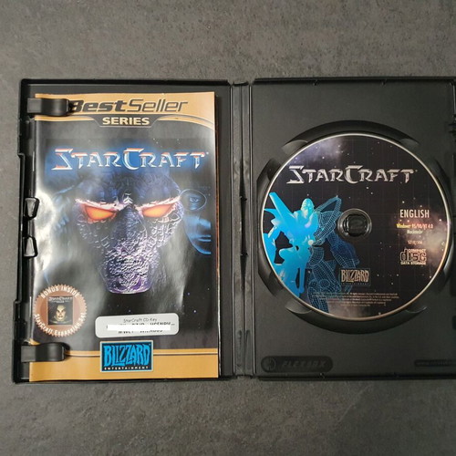 Starcraft PC game used, English version with manual