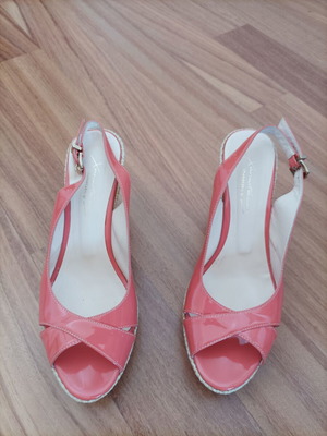 Chaniotakis platforms size 40 like new, beige pink