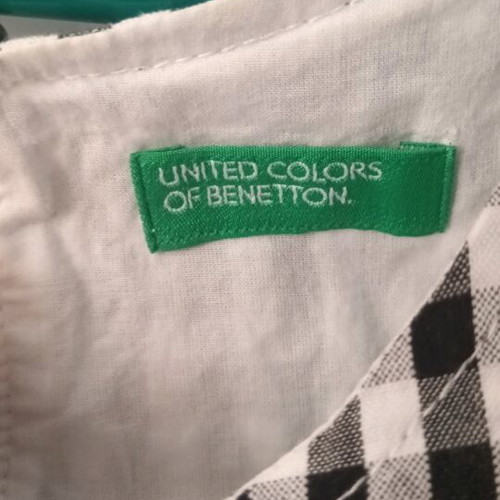 Benetton dress for 4-5 years like new, black and white