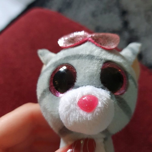 Kiki ty keychain like new without tags