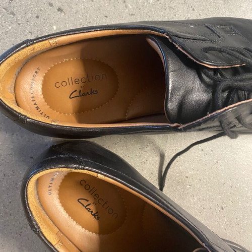 Clarks leather men's shoes like new, size 45, black