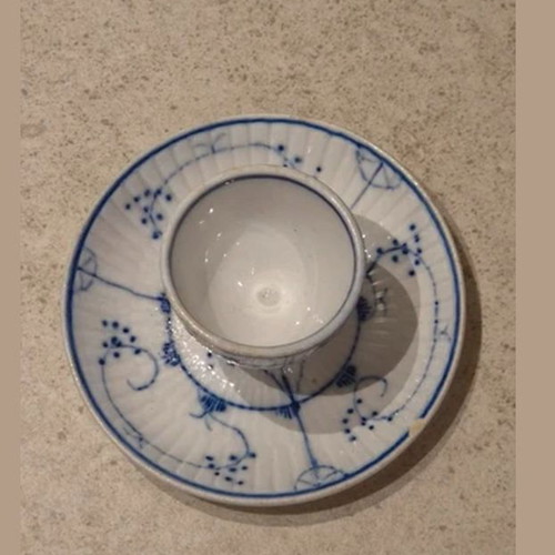 Vintage Egg Cup with Saucer Blue and White Copenhague Design like new