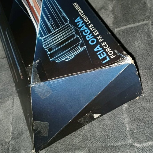 Hasbro Star Wars Force FX Lightsaber Leia Organa like new with sound and box