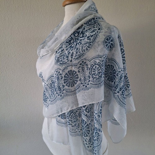 Scarf like new, summer style, white and blue