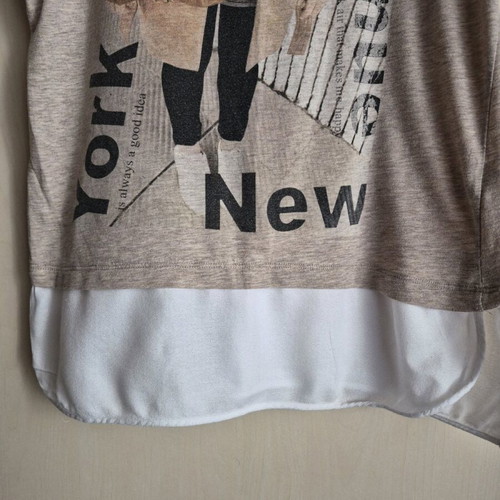 Stradivarius T-shirt used with print and chiffon hem size M