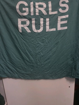 Women's blouse like new, cypress color, size M to L
