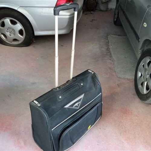 Magellan wheeled travel bag in good condition