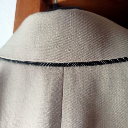 Brunello Cucinelli Monili Collar Wool Blazer like new, size 38, beige