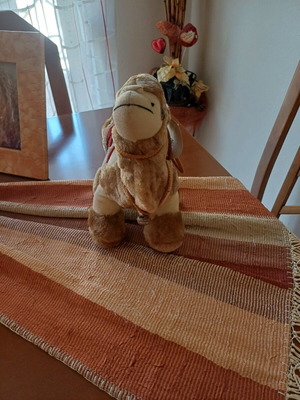 Plush camel with music from Tunisia in very good condition