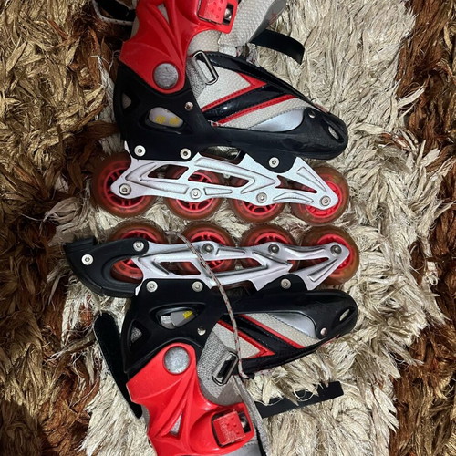 Rollerblades unisex adjustable size 33-36 used, black red gray