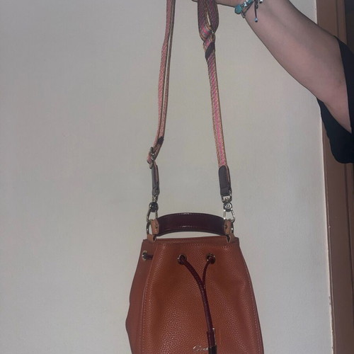 Axel bucket bag new brown crossbody