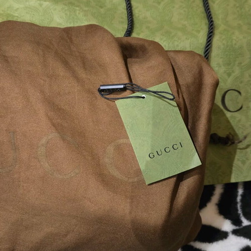 Gucci sweatshirt like new, size S