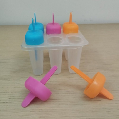 Plastic sticks for ice cream and pastry piping new