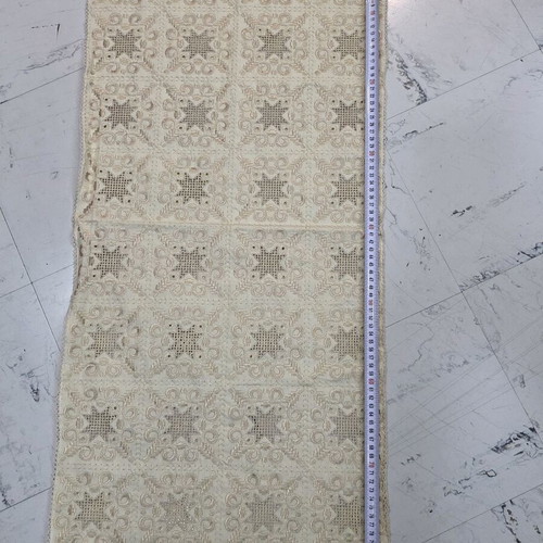 Cutwork set of 4 pieces new