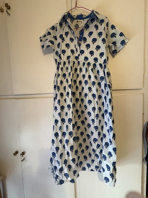 Karavan dress with pattern like new, white and blue