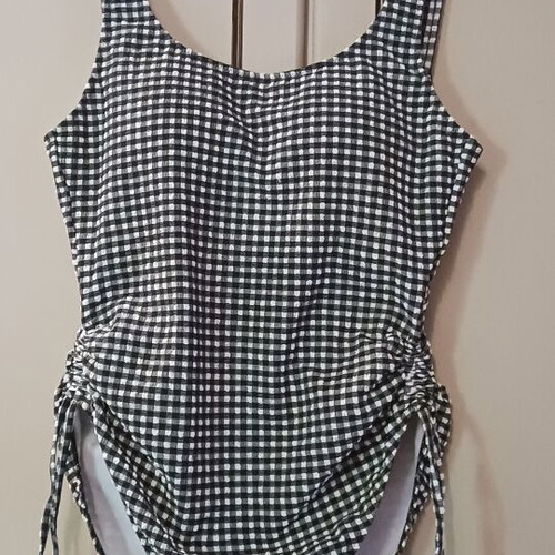 Tezenis one-piece swimsuit Lartz new, size L, black and white
