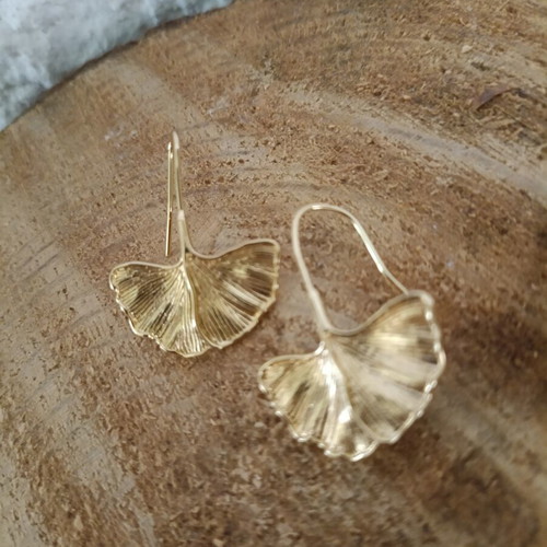 Women's stainless steel feather earrings new