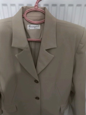 Women's beige jacket like new, size M
