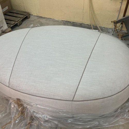 Designer pouf Oasis large oval greige new