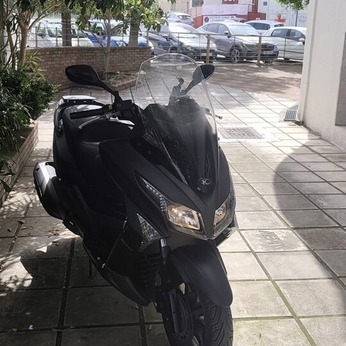 Kymco X-Town 300i scooter like new, black, 2020