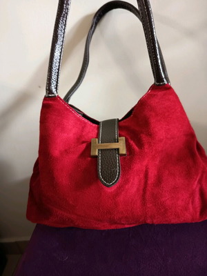 Red suede shoulder bag with gold detail new