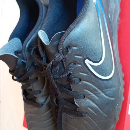 Nike football shoes size 36.5 with studs like new