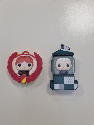 Kinder Joy - Harry Potter Quidditch Accessories - Draco Malfoy & Ronald Weasley