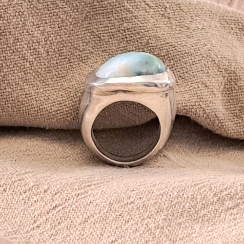 Handmade 925 silver ring with natural Larimar