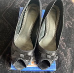 Black Pumps Size 38 Like New