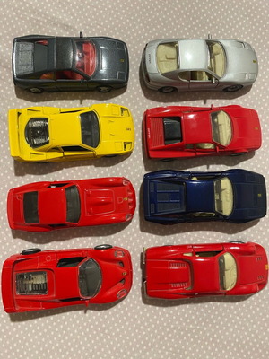 Συλλογή από 8 Ferrari