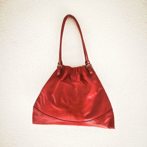 Vintage leather shoulder bag red, made in Paris, new