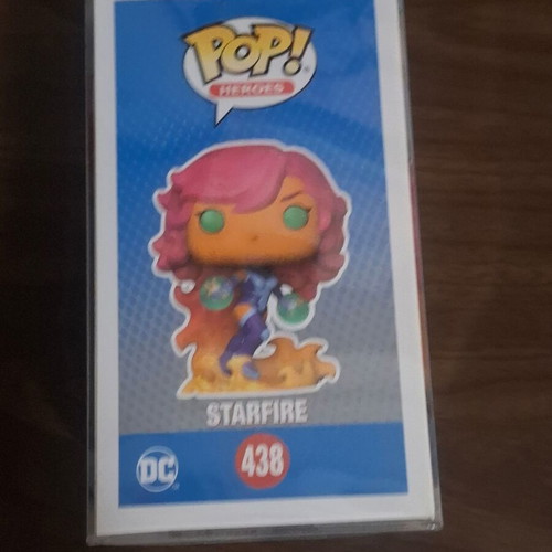 Starfire Funko Pop new with free soft protector