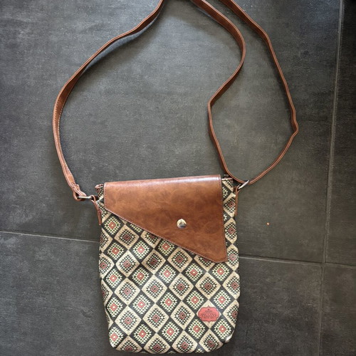 Picons women's crossbody bag with geometric design, like new