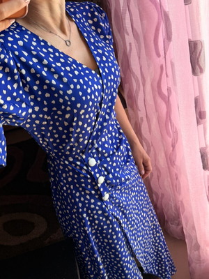 Blue midi wrap dress with white print and buttons Regalinas like new, S/M