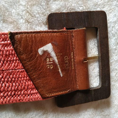 Daniel Hechter elastic belt red, like new, sizes 70-110