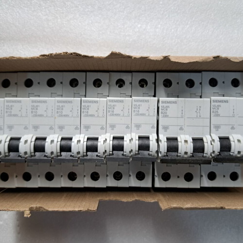 Siemens electrical panel materials used with automatic fuses and indicator lights