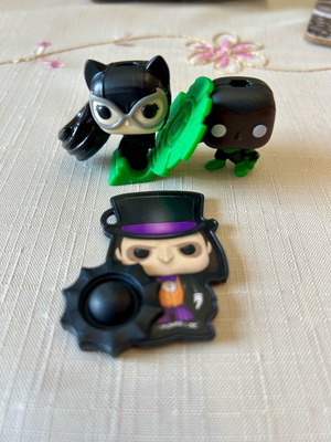 Funko Pops Dc Joy 3 mini figures new Kinder