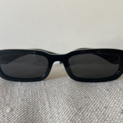 Prada Symbole Sunglasses like new, black