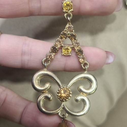 Vintage earrings like new, gold-colored