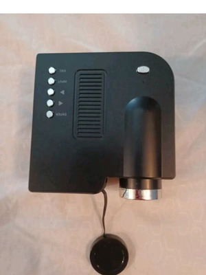 Portable mini projector like new