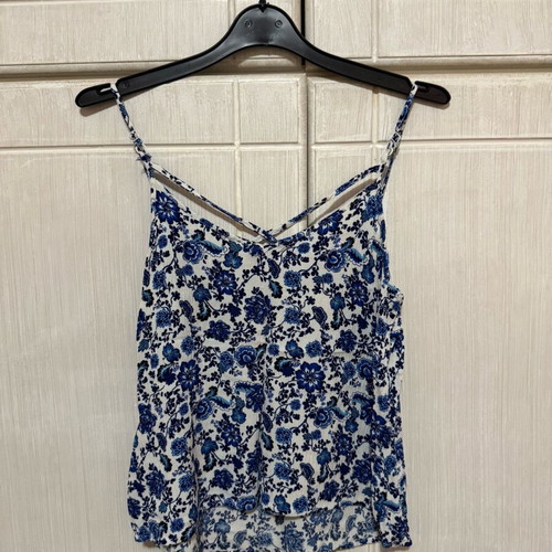 H&M summer top like new, white and blue, size S