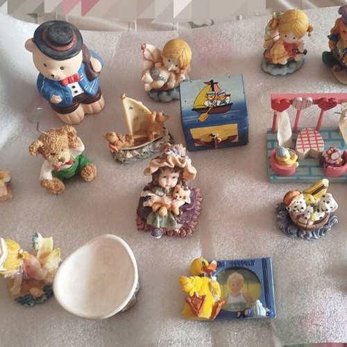 Vintage decorative collection used, made of clay and wood