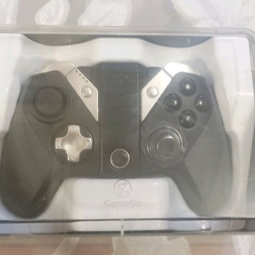 Gamesir G4s game controller like new for PC and Android