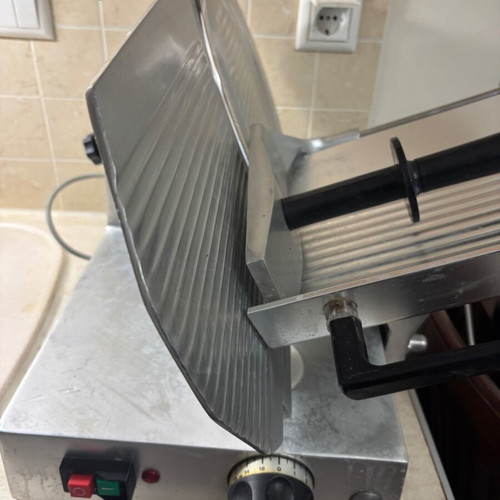 Professional electric meat slicer 300mm used, adjustable thickness