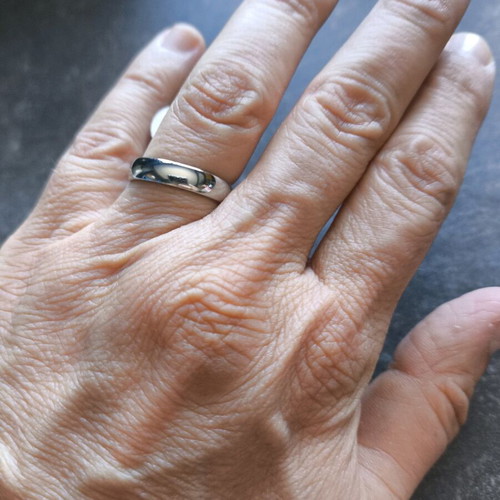 Titanium steel simple couple ring new, size 6