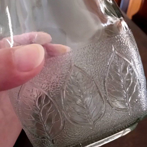 Vintage glass wine carafe like new with leaf pattern