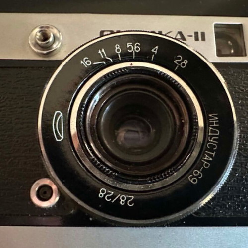 Chaika-II Collectible Analog Camera with Industar-69 Lens and Leather Case like new