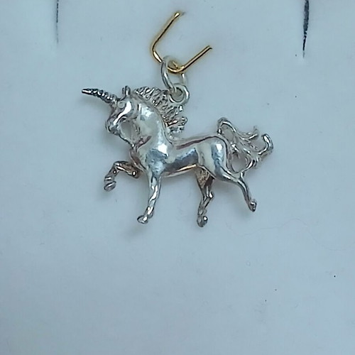 Silver unicorn pendant